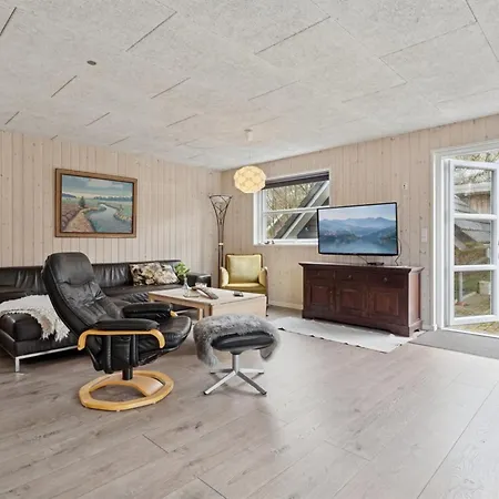 Ogot By Interhome *