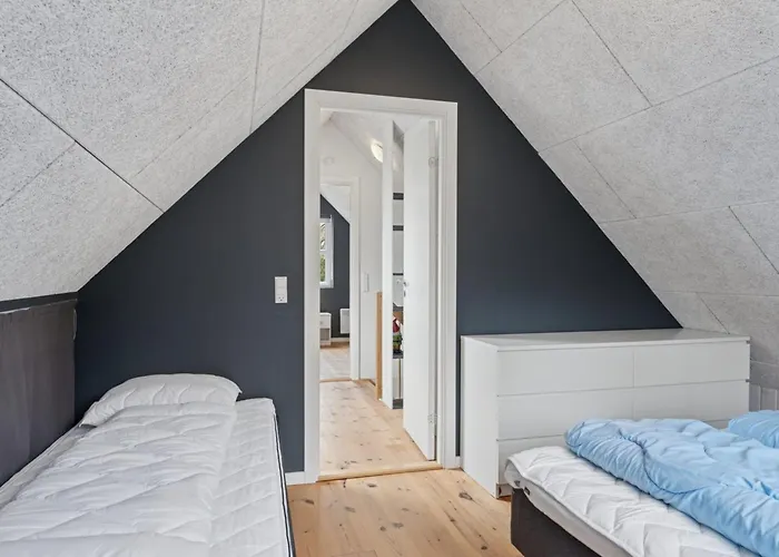 Ogot By Interhome * Give