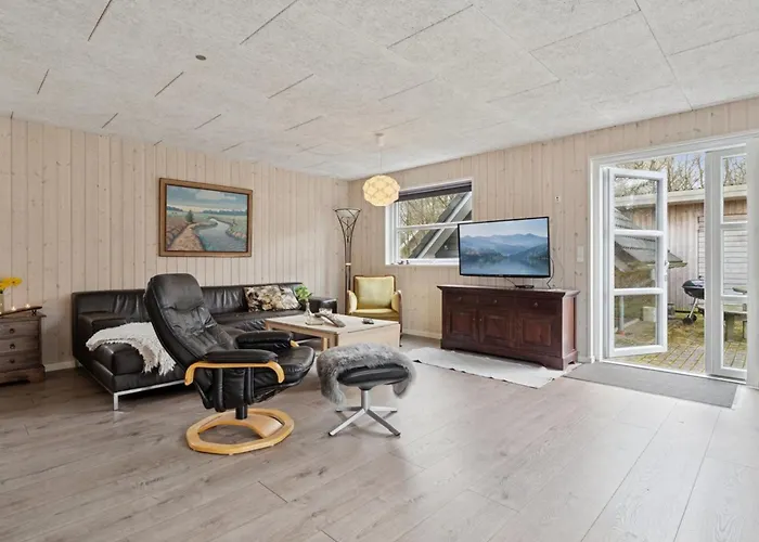 Ogot By Interhome * Give